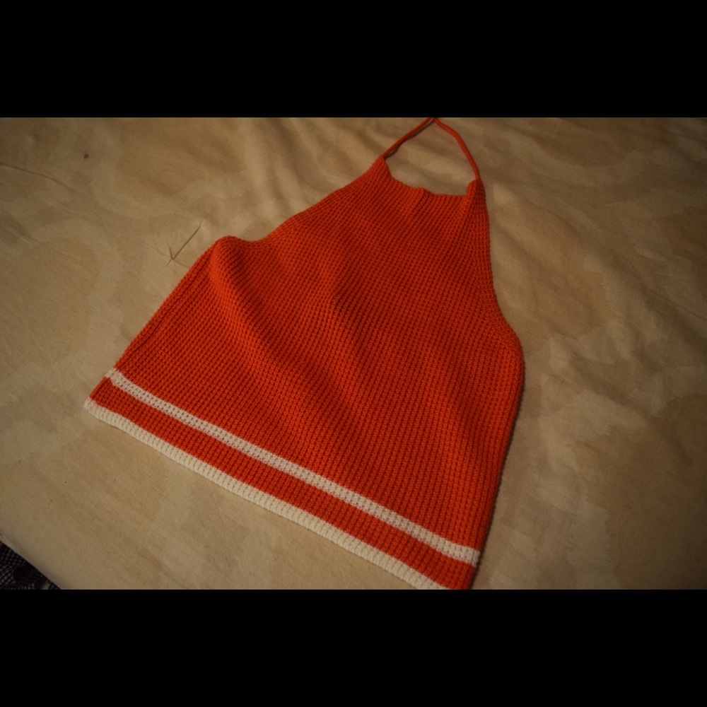 Thrifted Crotchet Backless Top | $1.50 Shipping